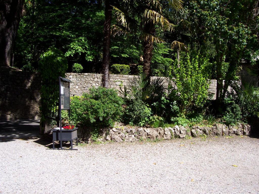 Auberge Cocagne Aveze  ภายนอก รูปภาพ