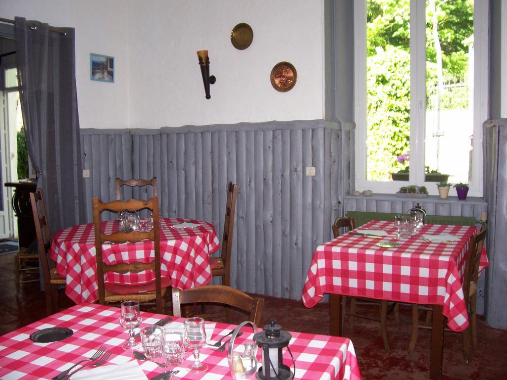 Auberge Cocagne Aveze  ภายนอก รูปภาพ