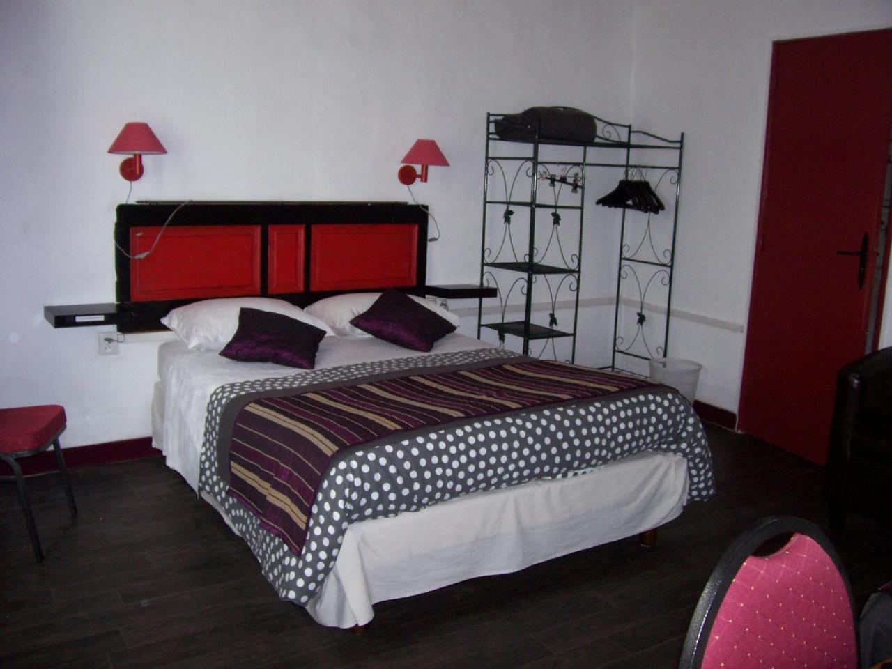 Auberge Cocagne Aveze  ภายนอก รูปภาพ